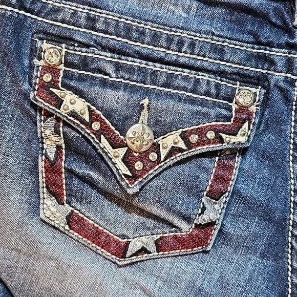 Miss Me Embellished Denim Shorts - Picture 3 of 7